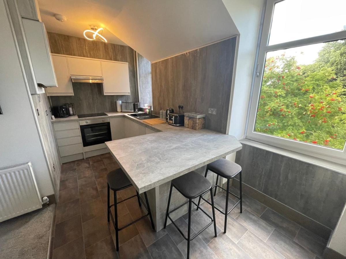 Crown Aros Beag, Ultra City Central 2 Bedroom Apartment With Free Parking Onsite 인버네스 외부 사진